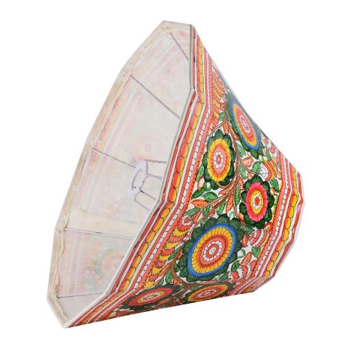 natural and artistic